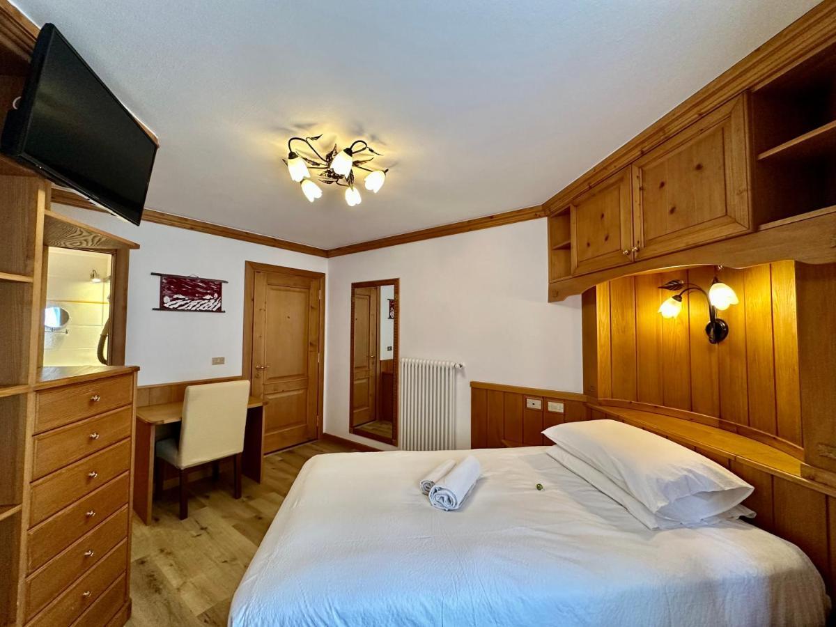 B&B Family Accommodation Canazei Bike Friendly ภายนอก รูปภาพ
