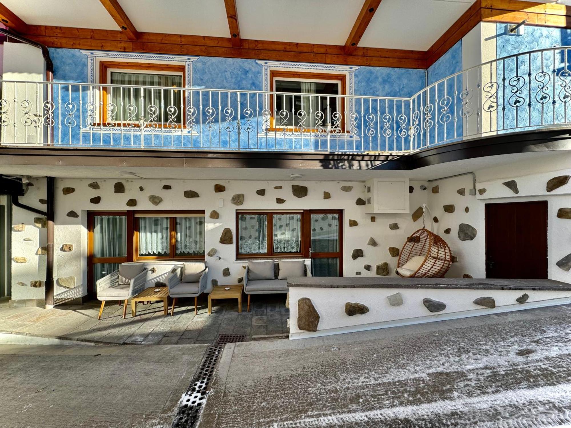 B&B Family Accommodation Canazei Bike Friendly ภายนอก รูปภาพ