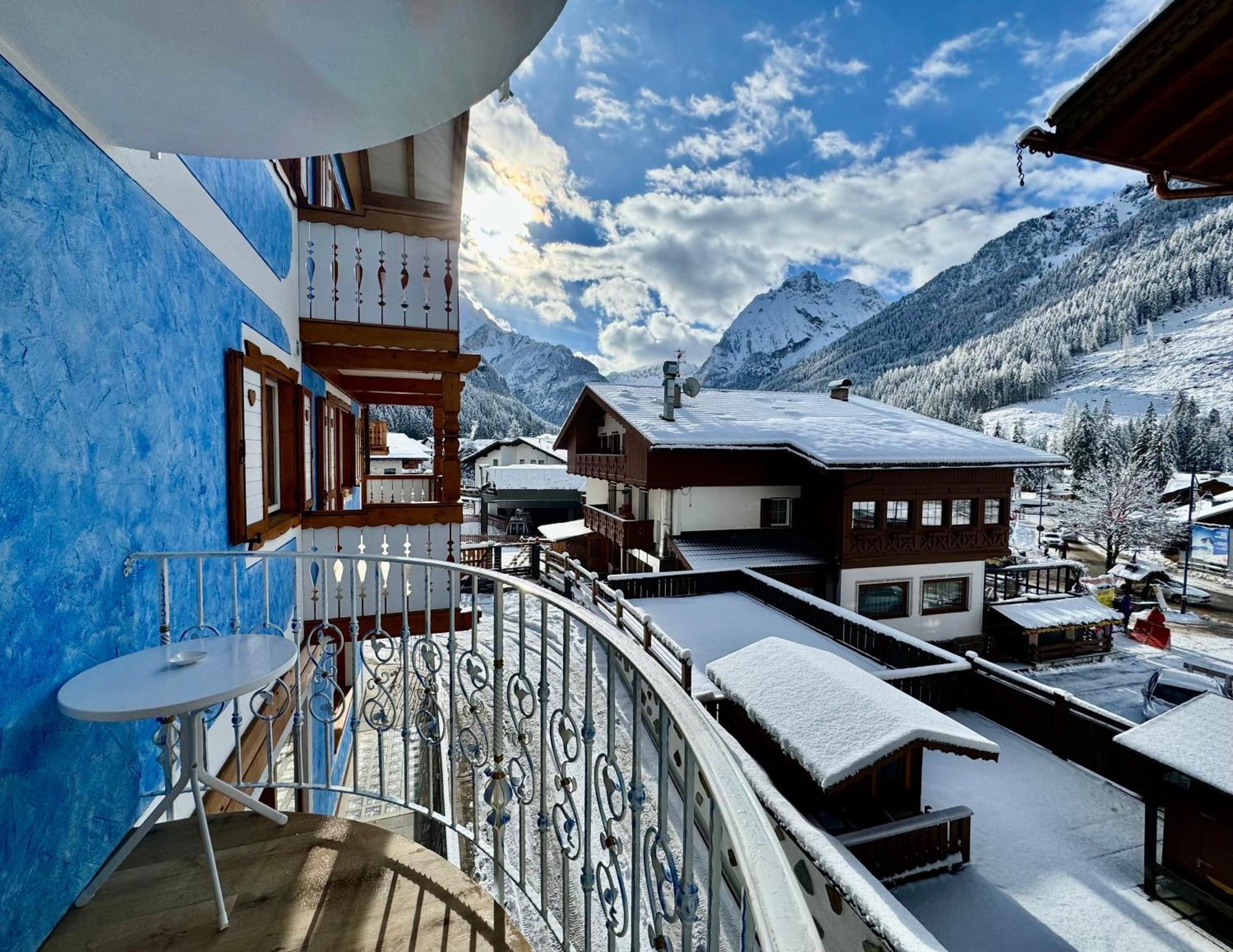 B&B Family Accommodation Canazei Bike Friendly ภายนอก รูปภาพ